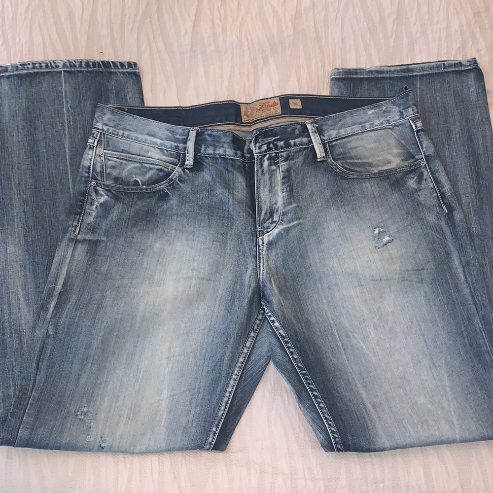Washed jeans - Picture 2 of 7